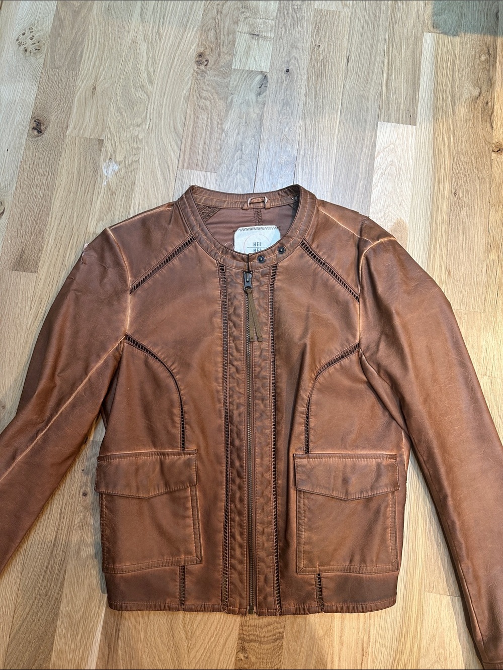 Heihei Women’s Brown Leather Zip-Front Jacket